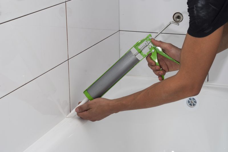 Bathtub Caulking in Conroe, TX