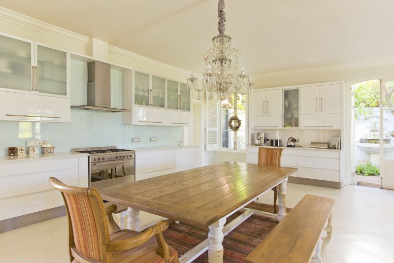 Kitchen Table Assembly in Kansas City, KS